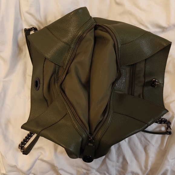 Excluded from Promotion- Coach Edie Turnlock - Picture 11 of 13